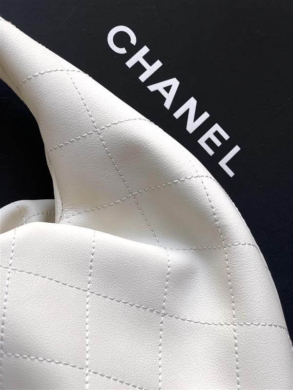 2026131204552371 880